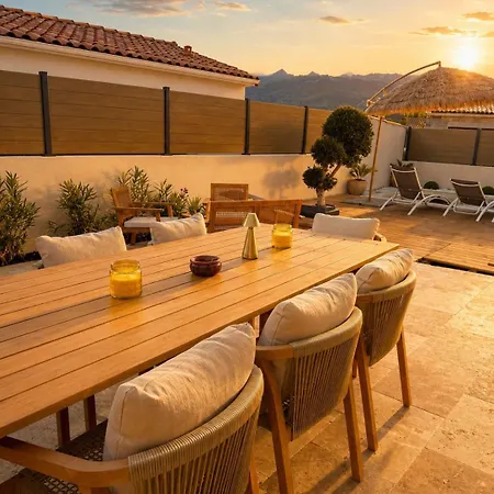 Moderne Avec Piscine Privee A Villa *